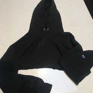 cropped champion hoodie